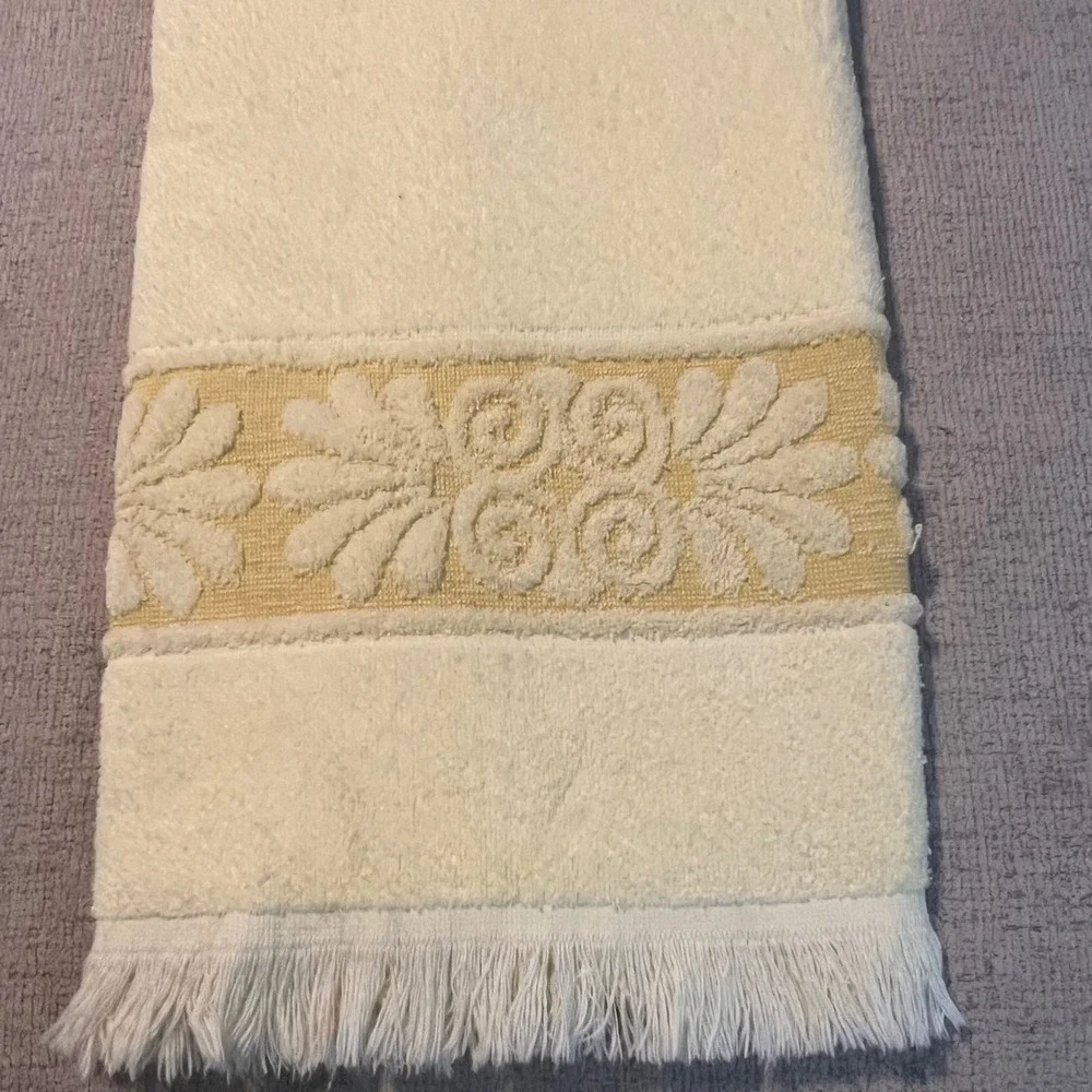 N/A vintage yellow